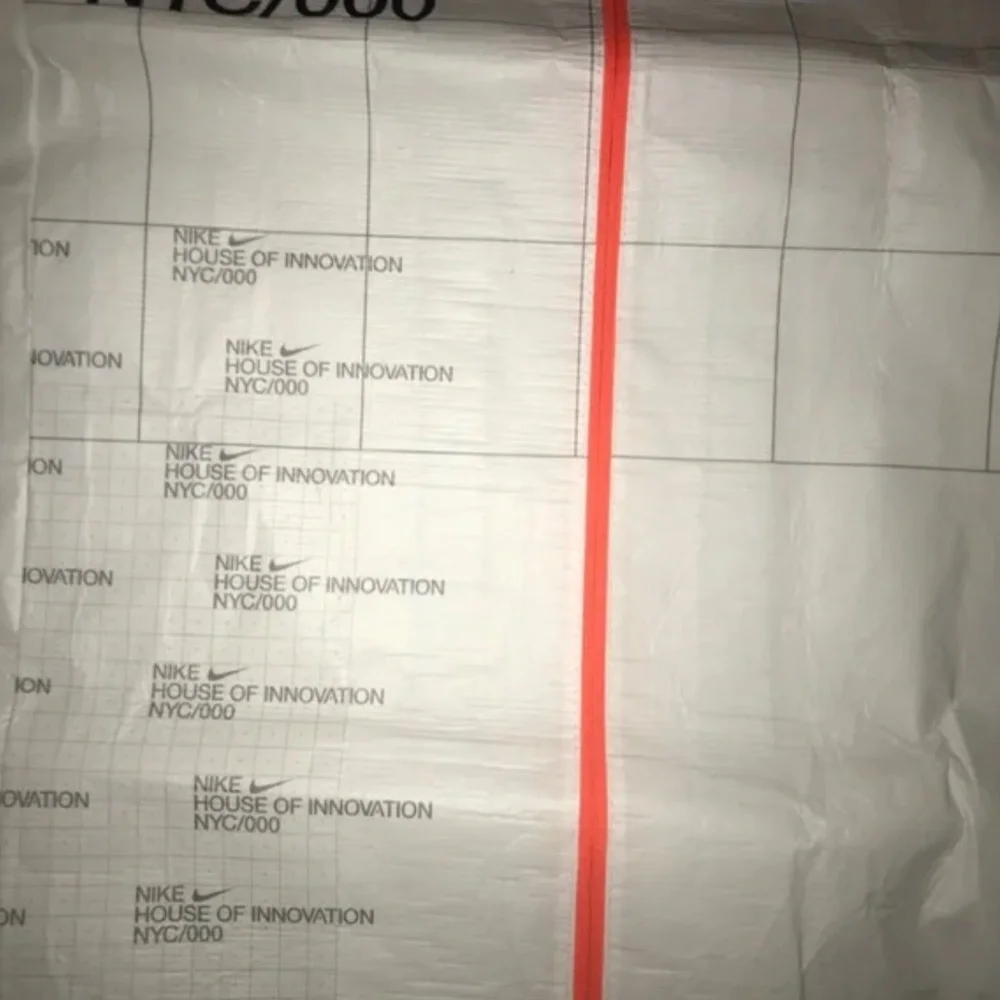 Nike House of Innovation Travel Garment Bag